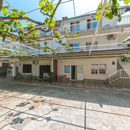 Apartments By The Sea Podaca, Makarska - 4734 Exterior photo