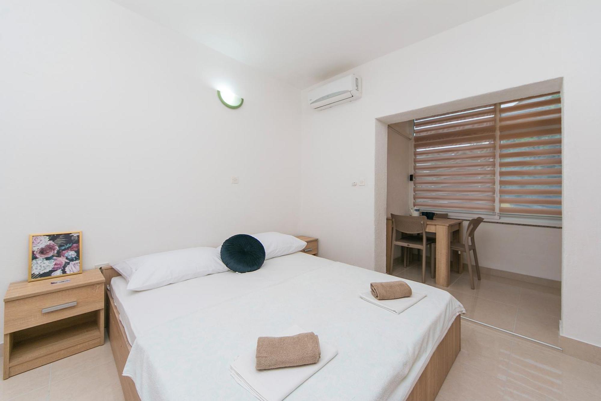 Apartments By The Sea Podaca, Makarska - 4734 Exterior photo